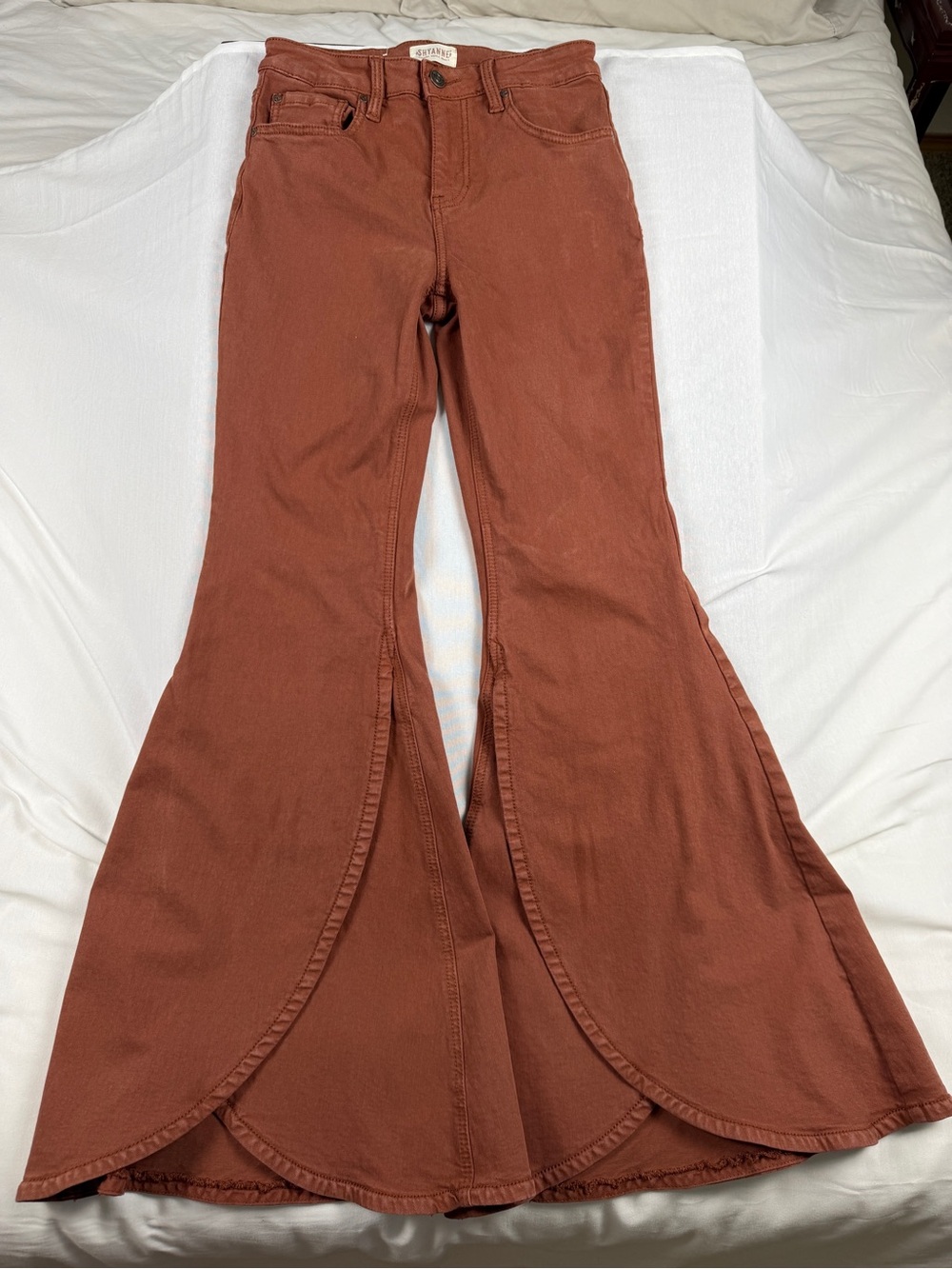 Shyanne Rust Bell Bottom Jeans 28 Tall Western Boho Flare Festival